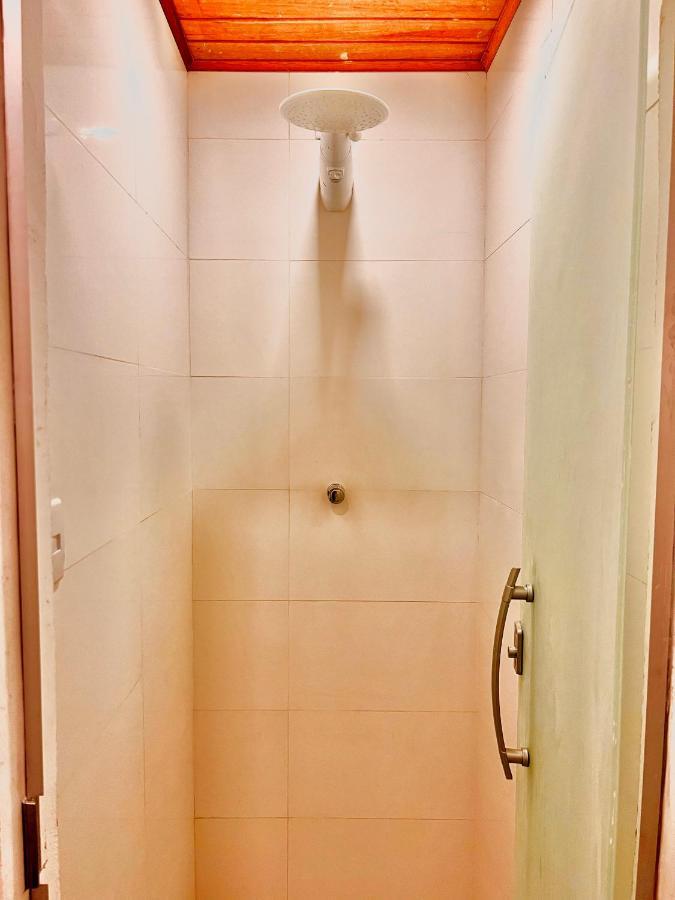 Gadhega'S Hotel Salvador Ngoại thất bức ảnh